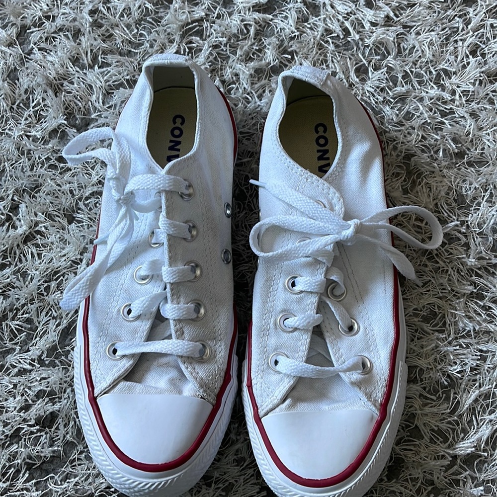 Converse In Excellent Condition - image 1